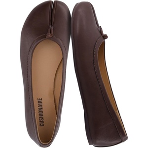 image:imageCUSHIONAIRE Maki Tabi Flats for Women Split Toe Ballet Flats with Flexible Sole and Cushioned FootbedCoffee
